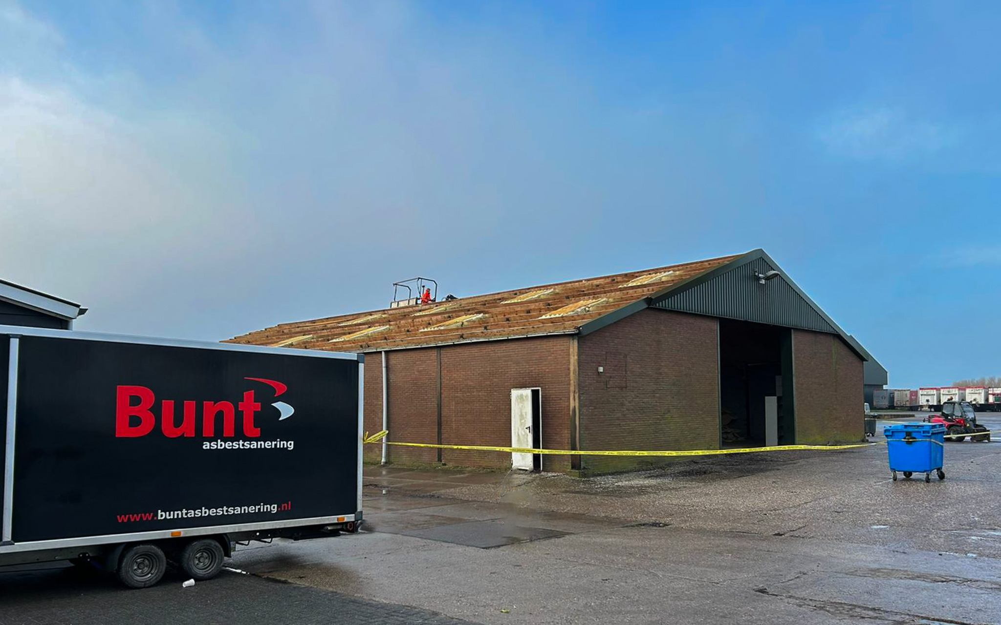 Project Dirksland Bunt Asbest | Alles onder één asbestvrij dak